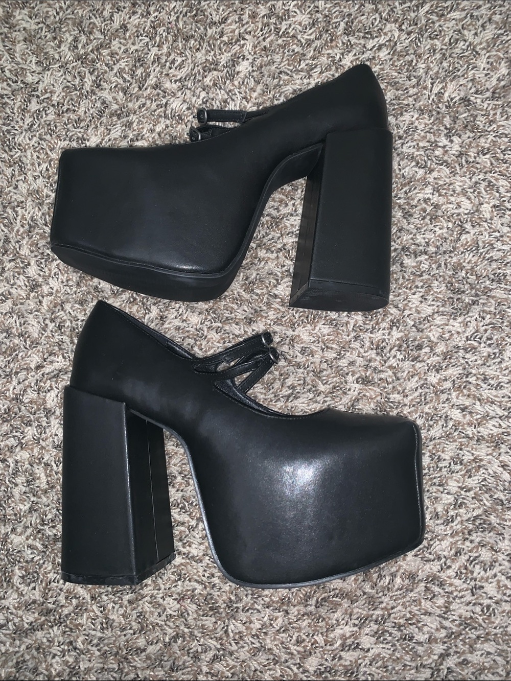 Sugar Thrillz Black Platform Mary Jane Heels, Size 8